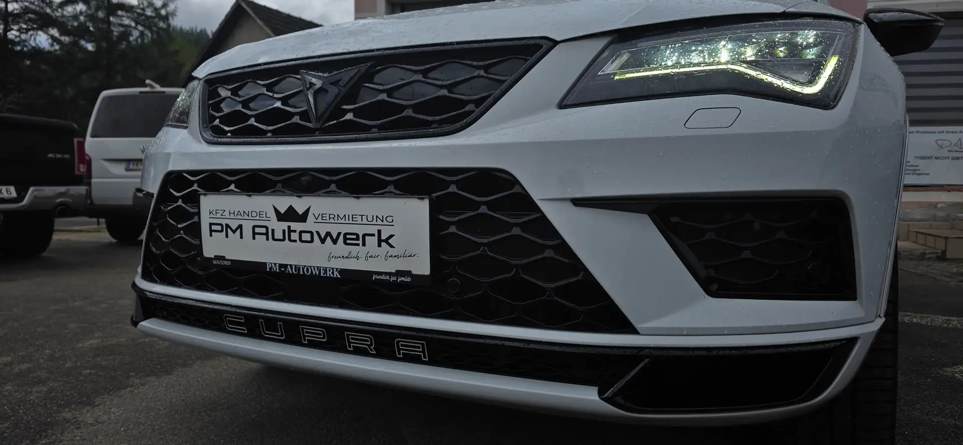 CUPRA Ateca R 2,0 TSI 4Drive DSG *Virtual*Top Zustand* Weiß - 2