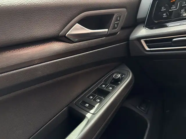 Volkswagen Golf view 15