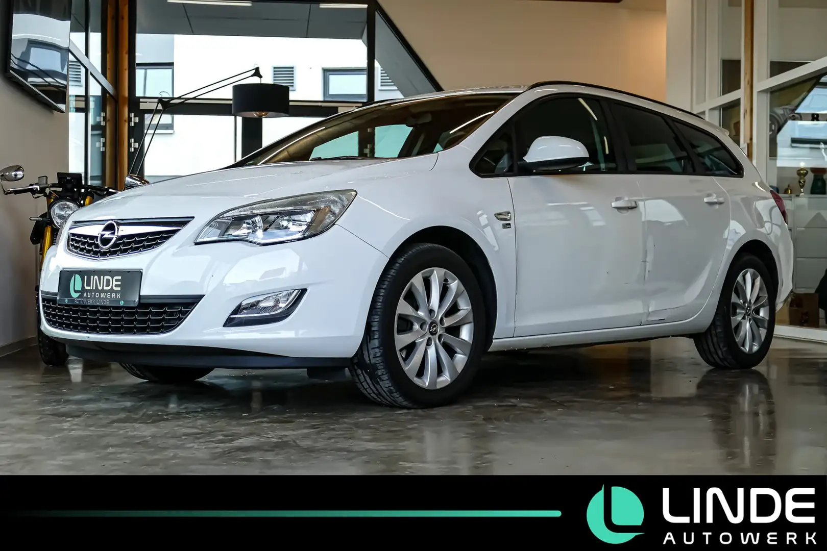 Opel Astra ECO FLEX |SHZ|TEMPO|NAVI|AMBIENTE|AHK|GSD Weiß - 1