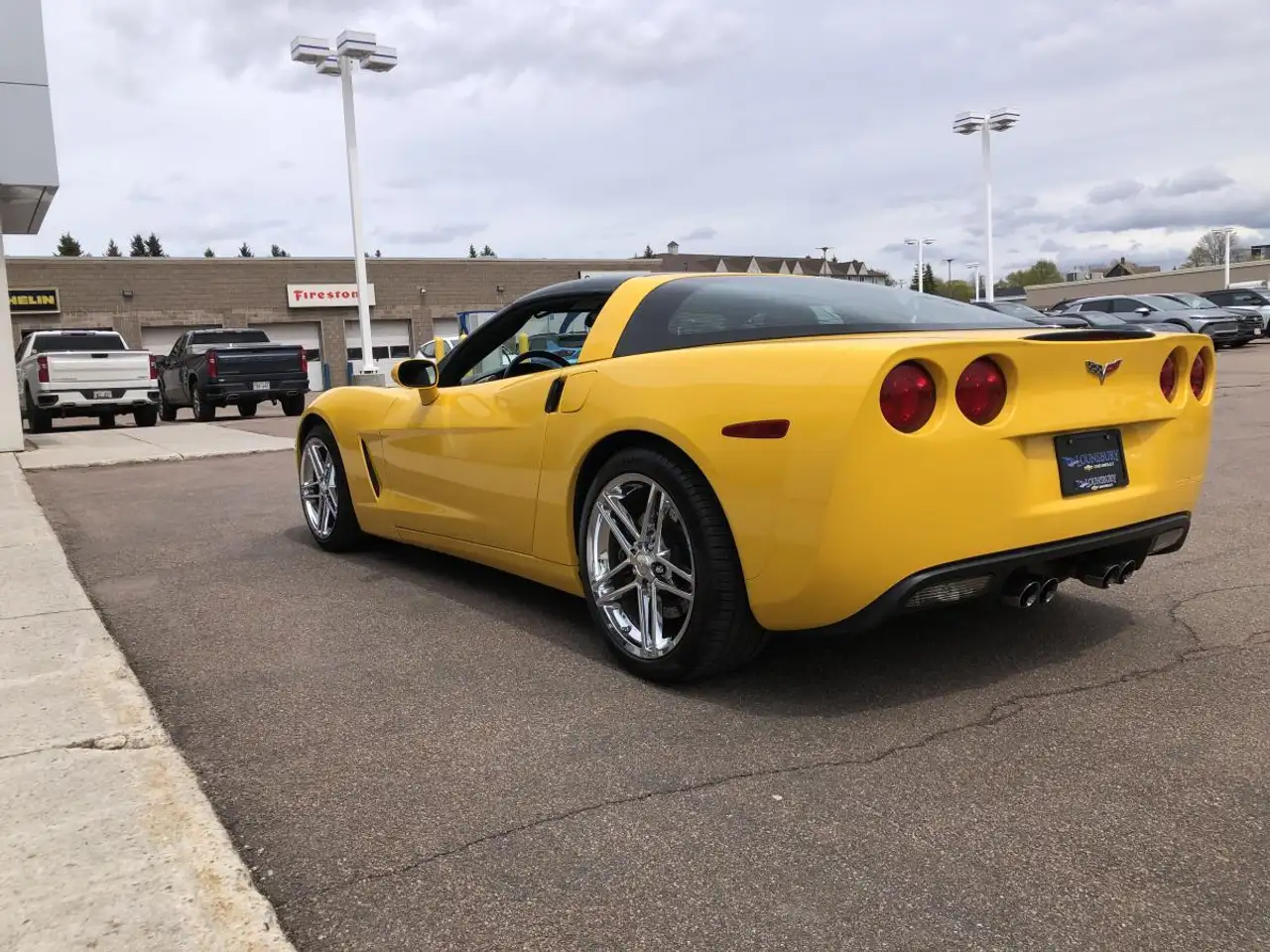Chevrolet Corvette снимка Chevrolet Corvette