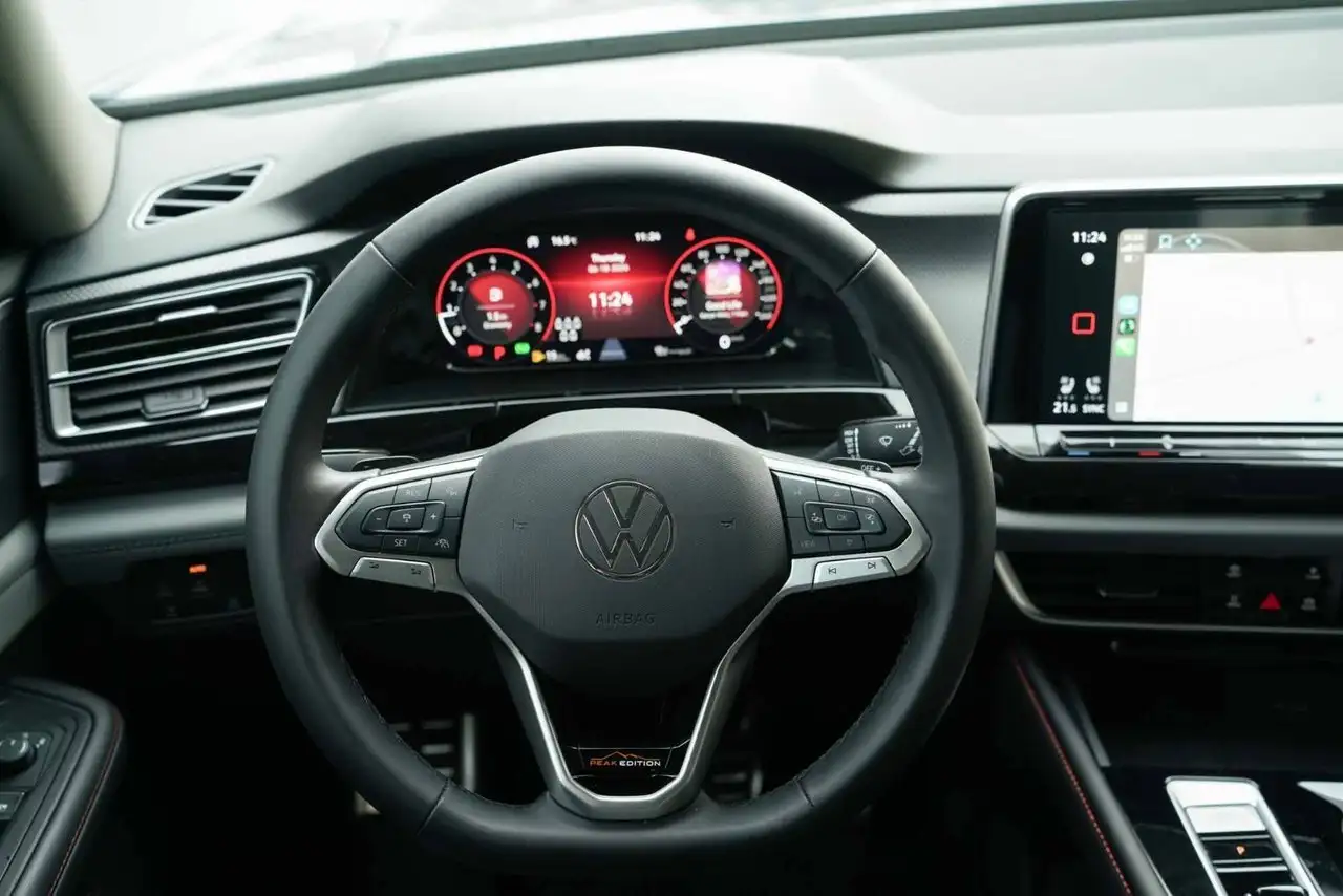 Volkswagen Atlas снимка Volkswagen Atlas