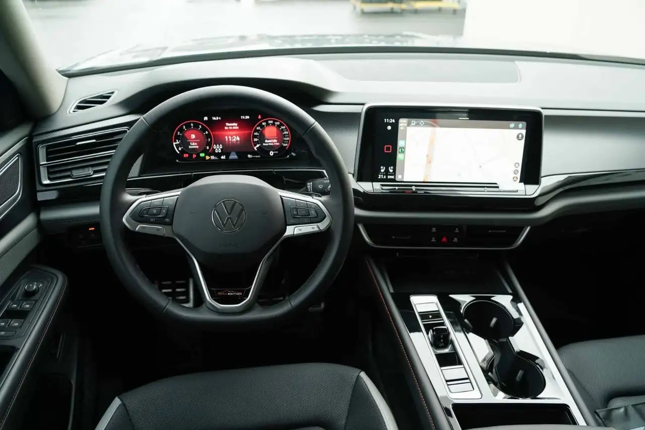 Volkswagen Atlas снимка Volkswagen Atlas
