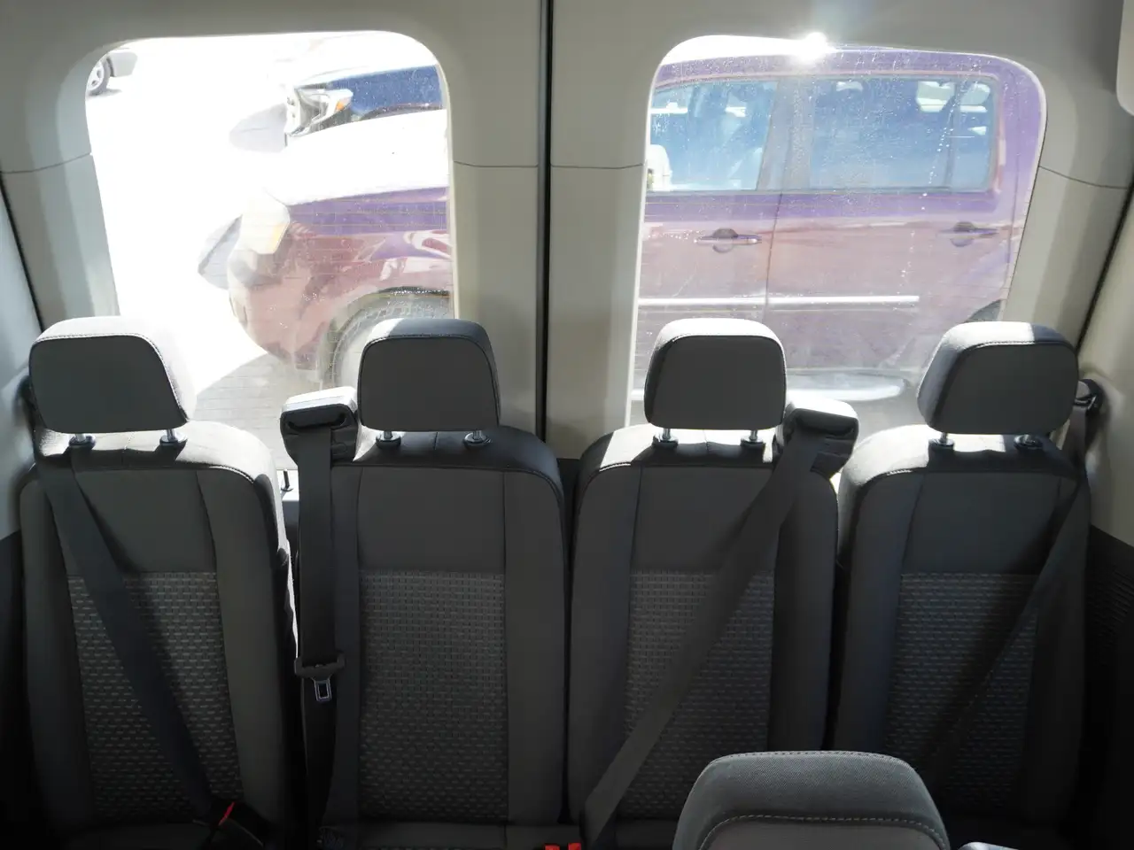 Ford Transit Passenger Wagon снимка Ford Transit Passenger Wagon