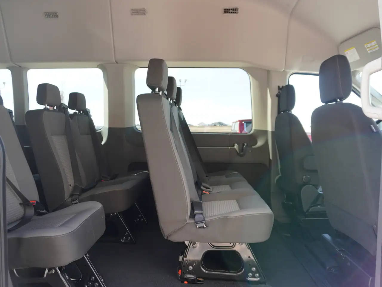Ford Transit Passenger Wagon снимка Ford Transit Passenger Wagon