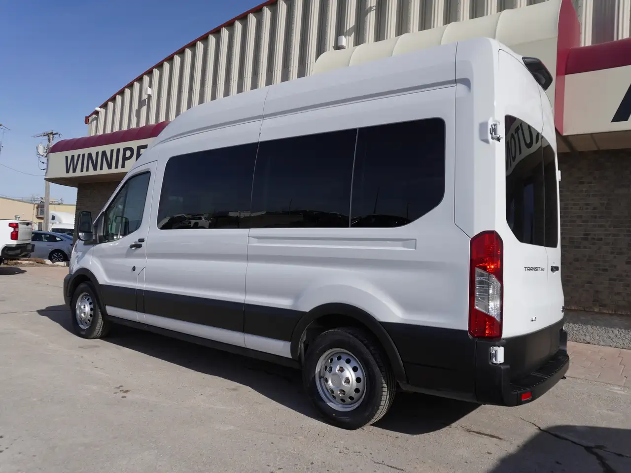 Ford Transit Passenger Wagon снимка Ford Transit Passenger Wagon