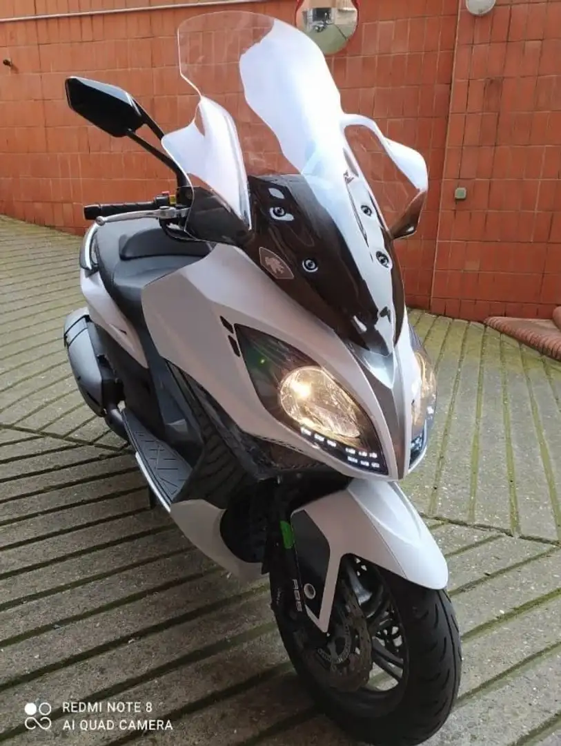 Kymco Xciting S 400i ABS White - 1