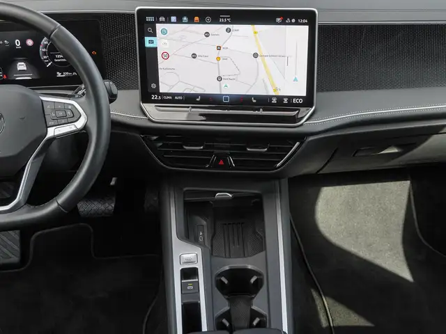 Volkswagen Passat view 12