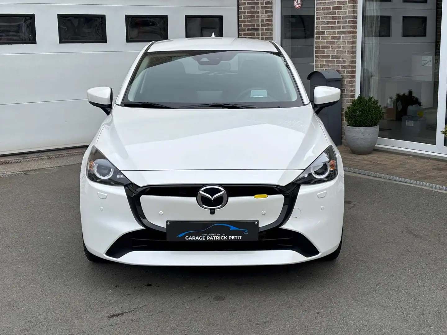 Mazda 2 1.5i e-SKY-G MHEV / 360 camera / Apple Wit - 2