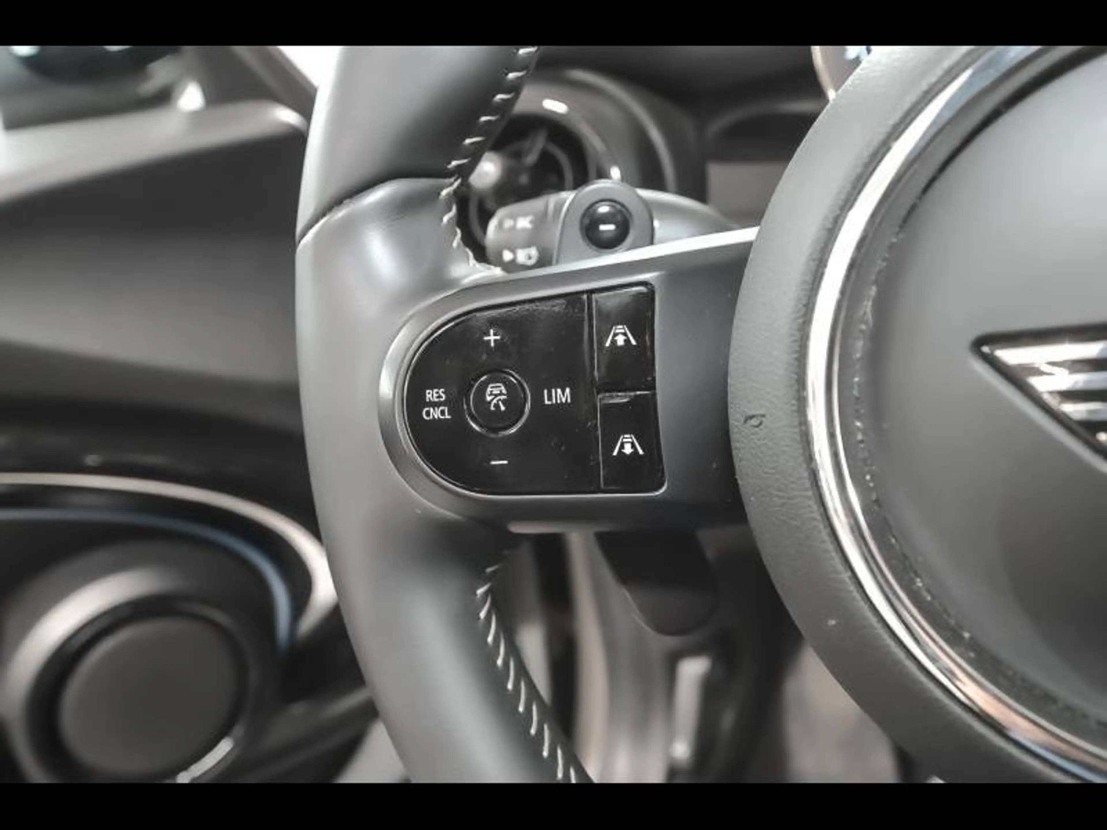 MINI Cooper S Cooper S — photo 15