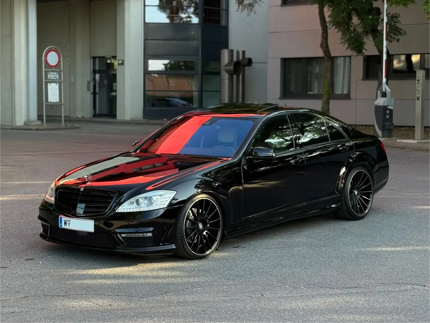 Mercedes-Benz S 450 S 450 CDI Aut.*All Black*AMG*21″ Schwarz - 1