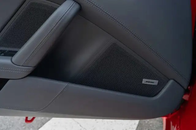 Porsche 992 view 14