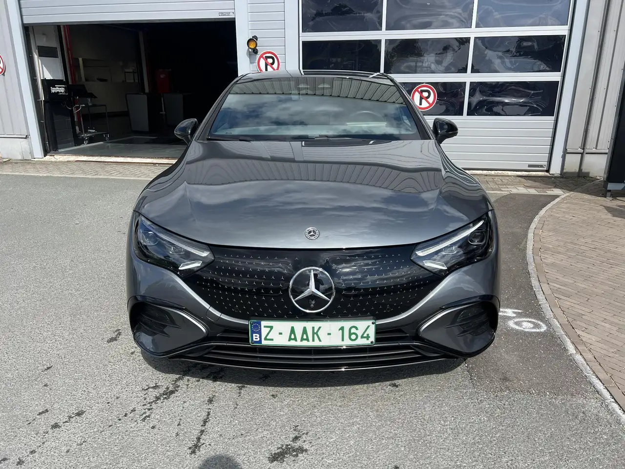 Mercedes-Benz EQE 300 2026