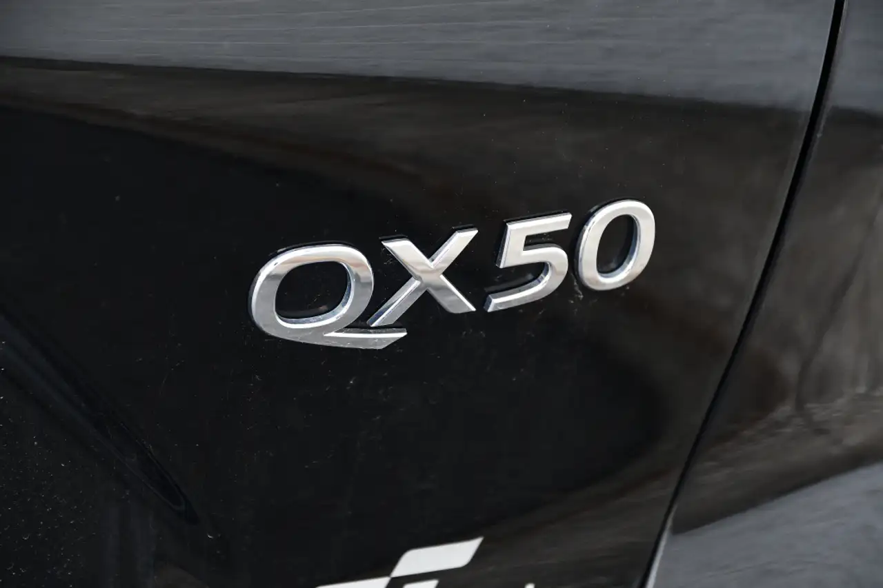 Infiniti QX50 снимка Infiniti QX50