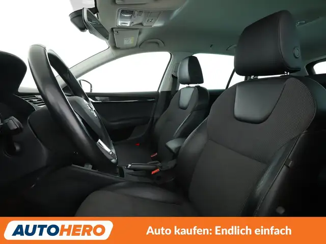 Skoda Octavia view 10