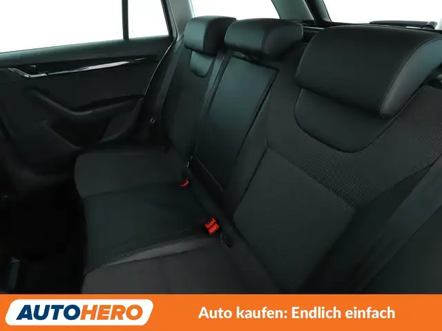 Skoda Octavia view 14