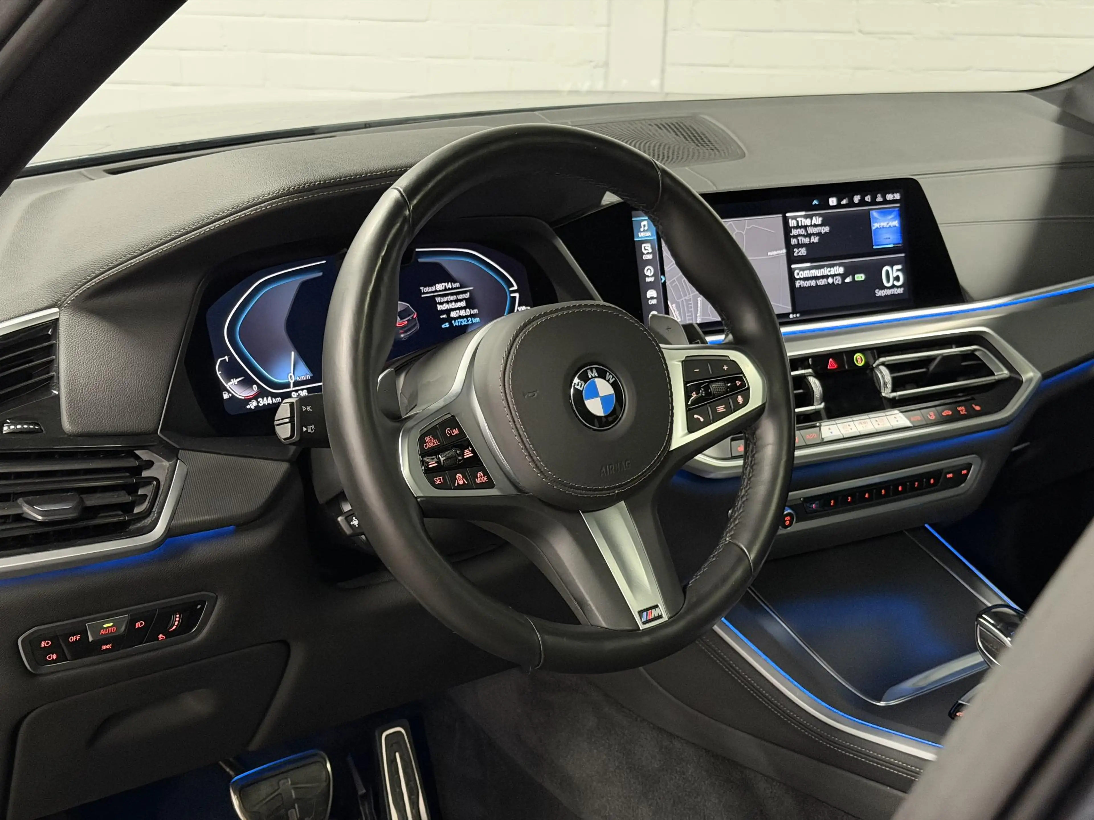BMW X5 xDrive45e High Executive M-Sport | Luchtvering | A — photo 15