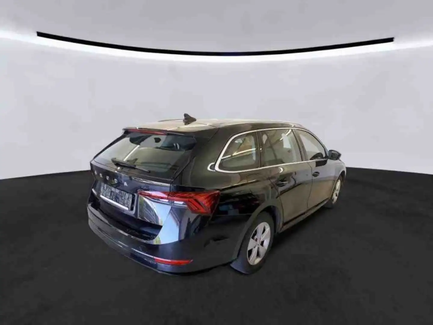Skoda Octavia Combi 2.0 TDI DSG Style Schwarz - 2