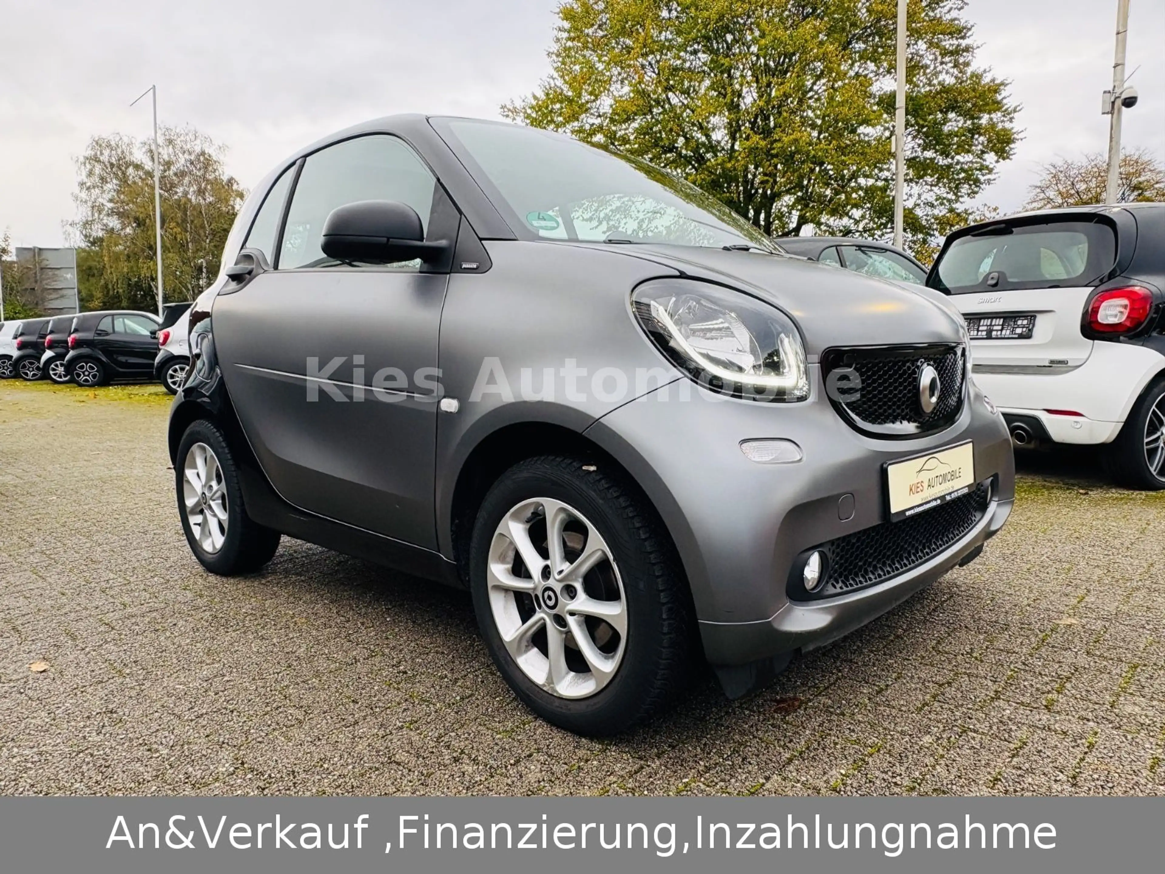 smart forTwo Passion 90Ps AUTOM/NAVI/KAM/PANO/SITZH — photo 2