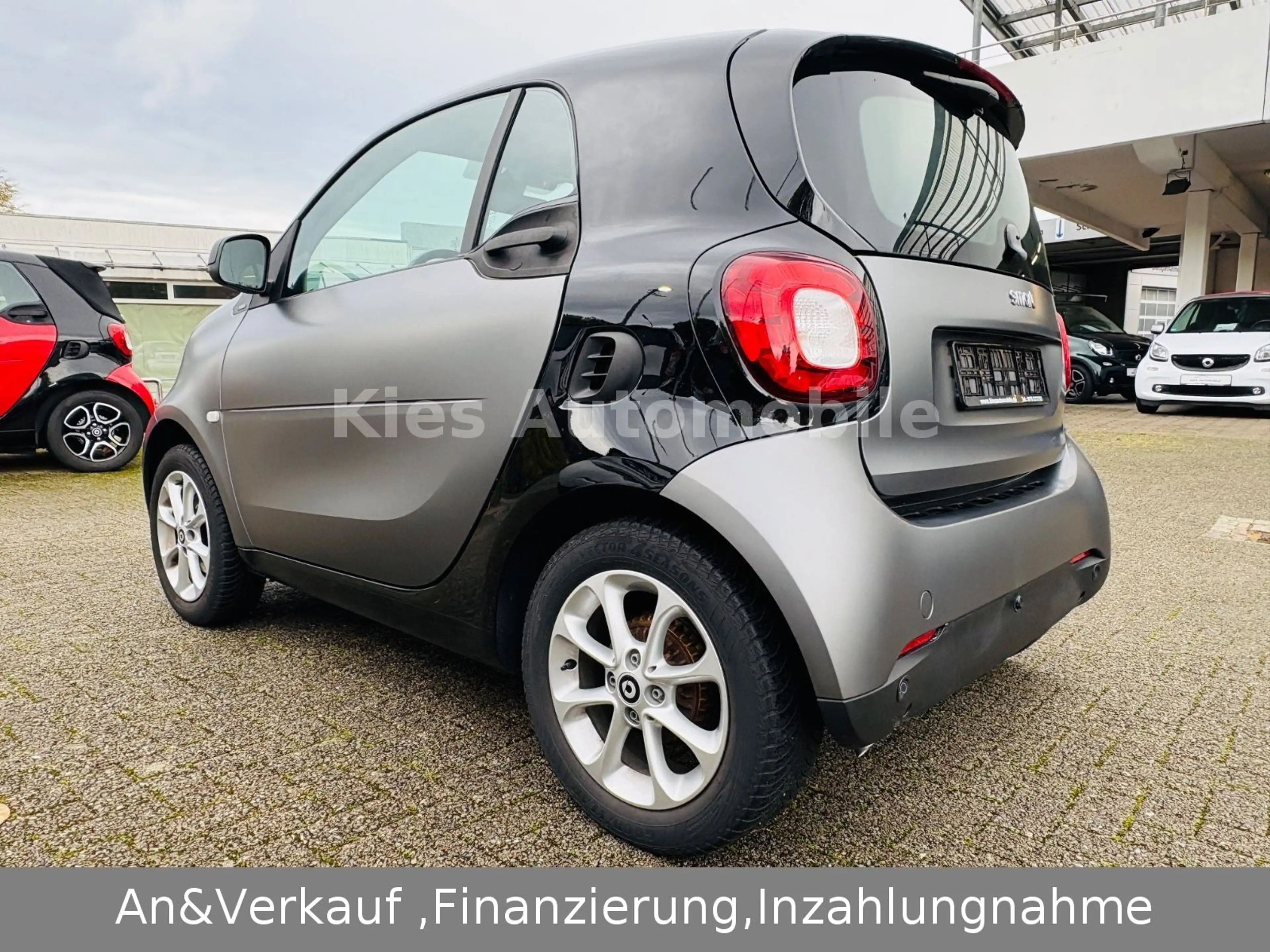smart forTwo Passion 90Ps AUTOM/NAVI/KAM/PANO/SITZH — photo 4