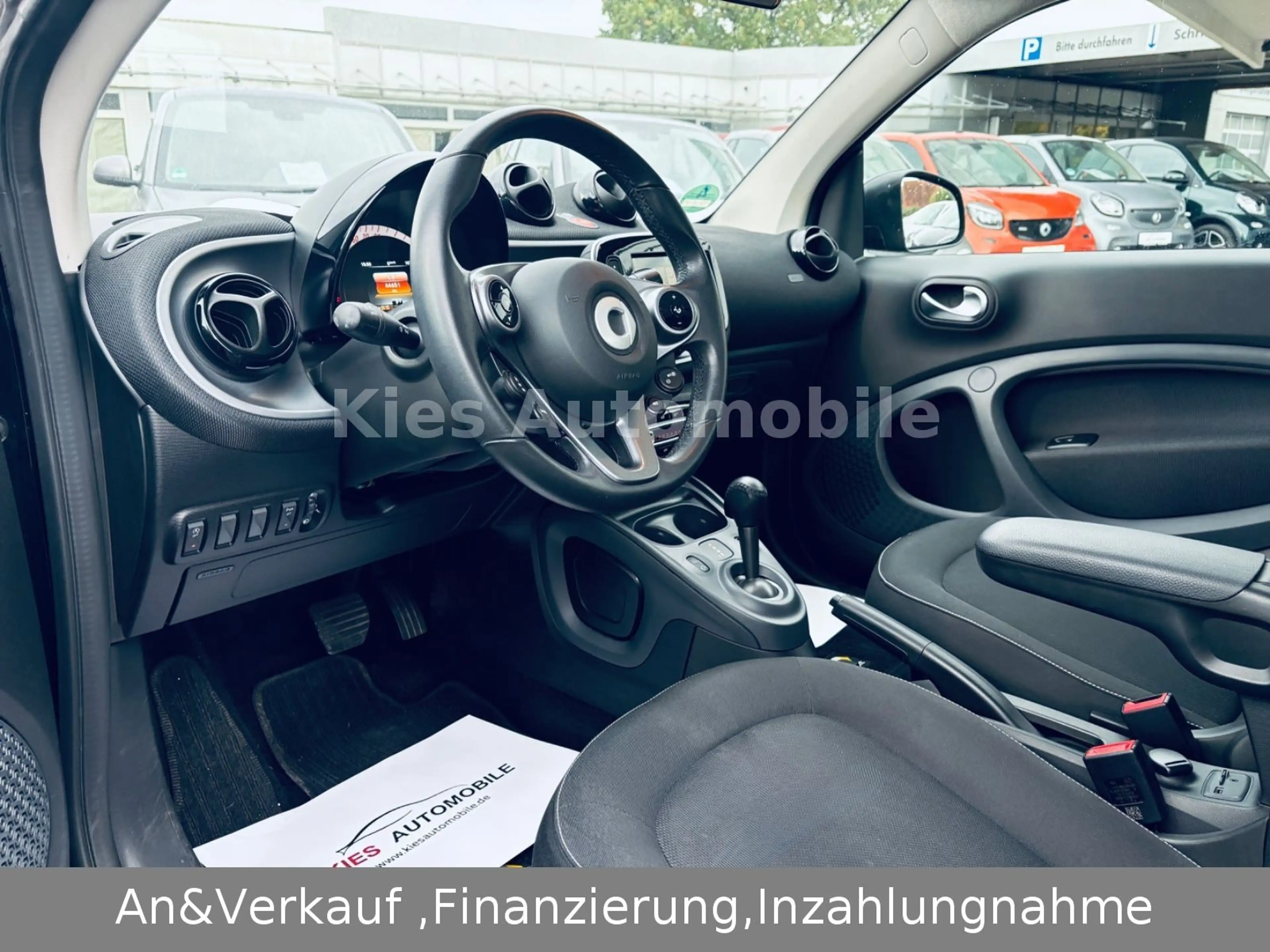 smart forTwo Passion 90Ps AUTOM/NAVI/KAM/PANO/SITZH — photo 13
