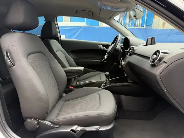Audi A1 view 9