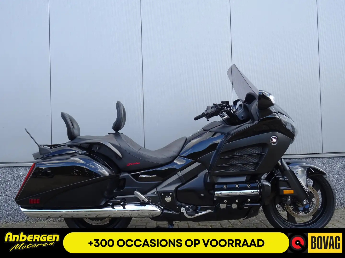 Honda GL 1800 BAGGER F6B Fekete - 1