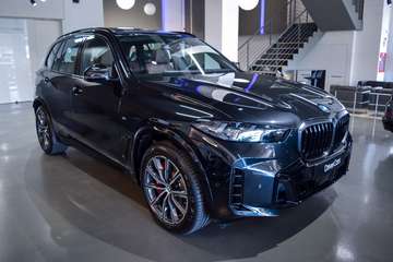 xDrive 50e xLine M Sport Pro