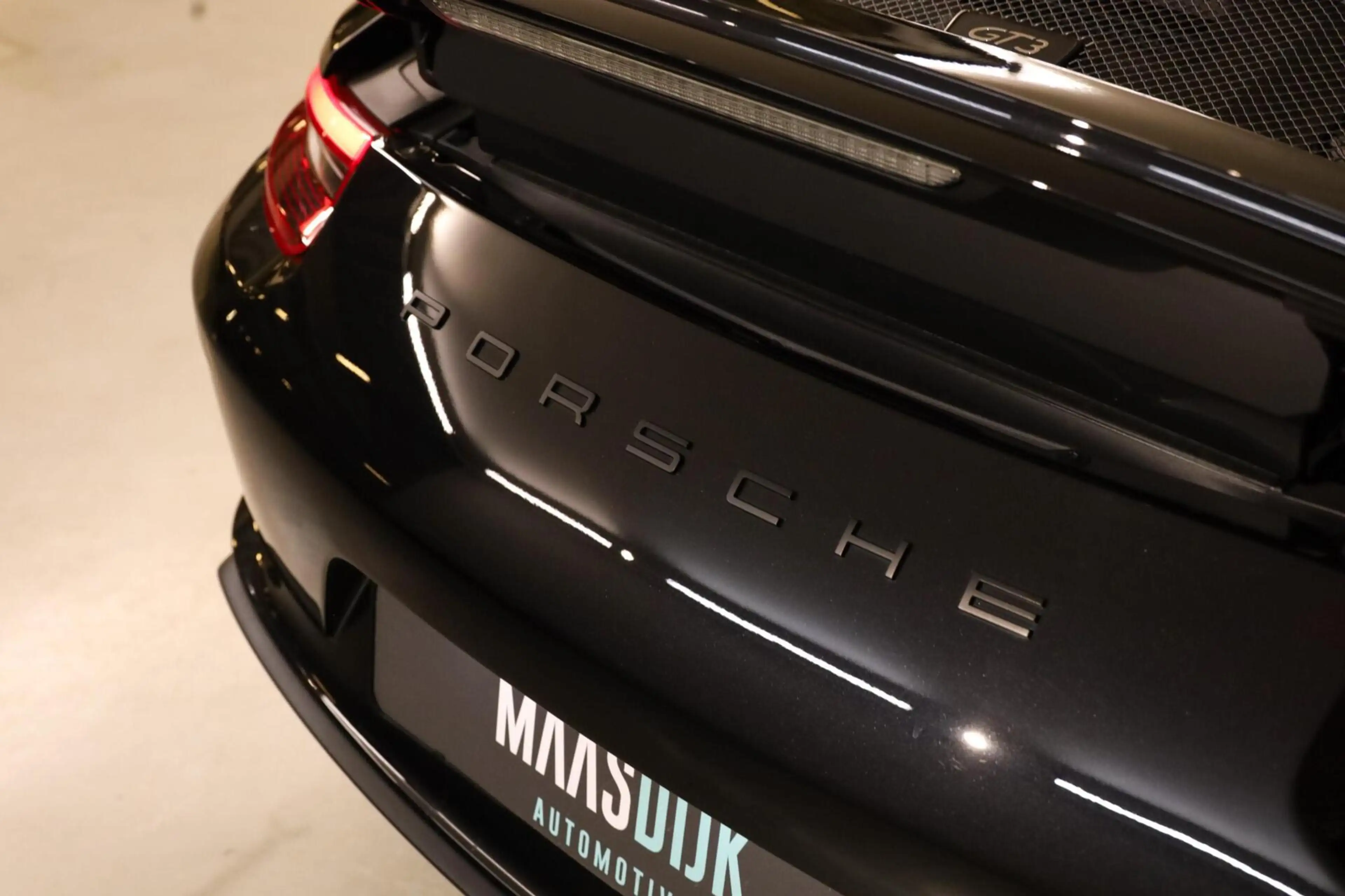 Porsche 991 4.0 GT3 Touring Package — photo 34