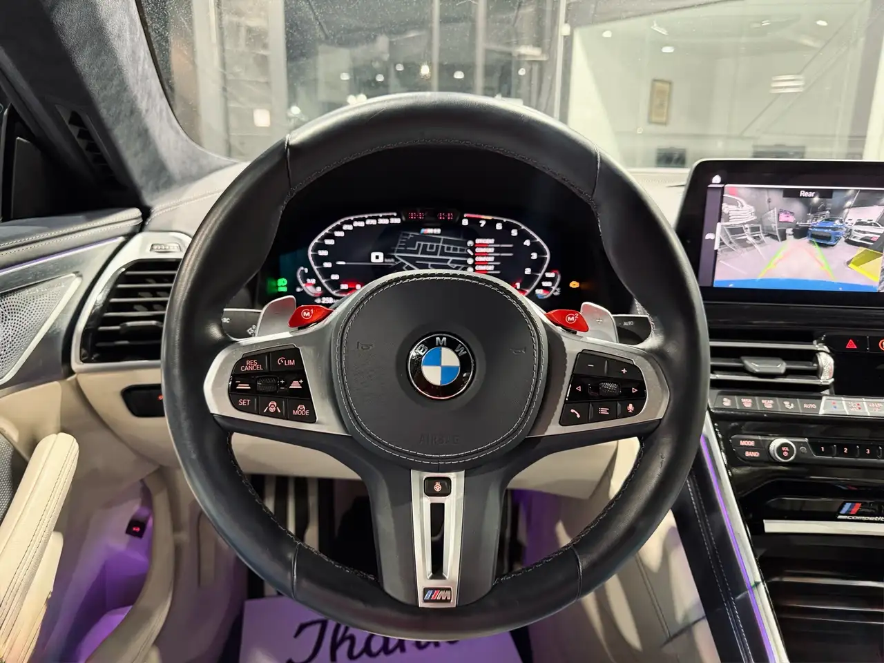 BMW M8 снимка BMW M8