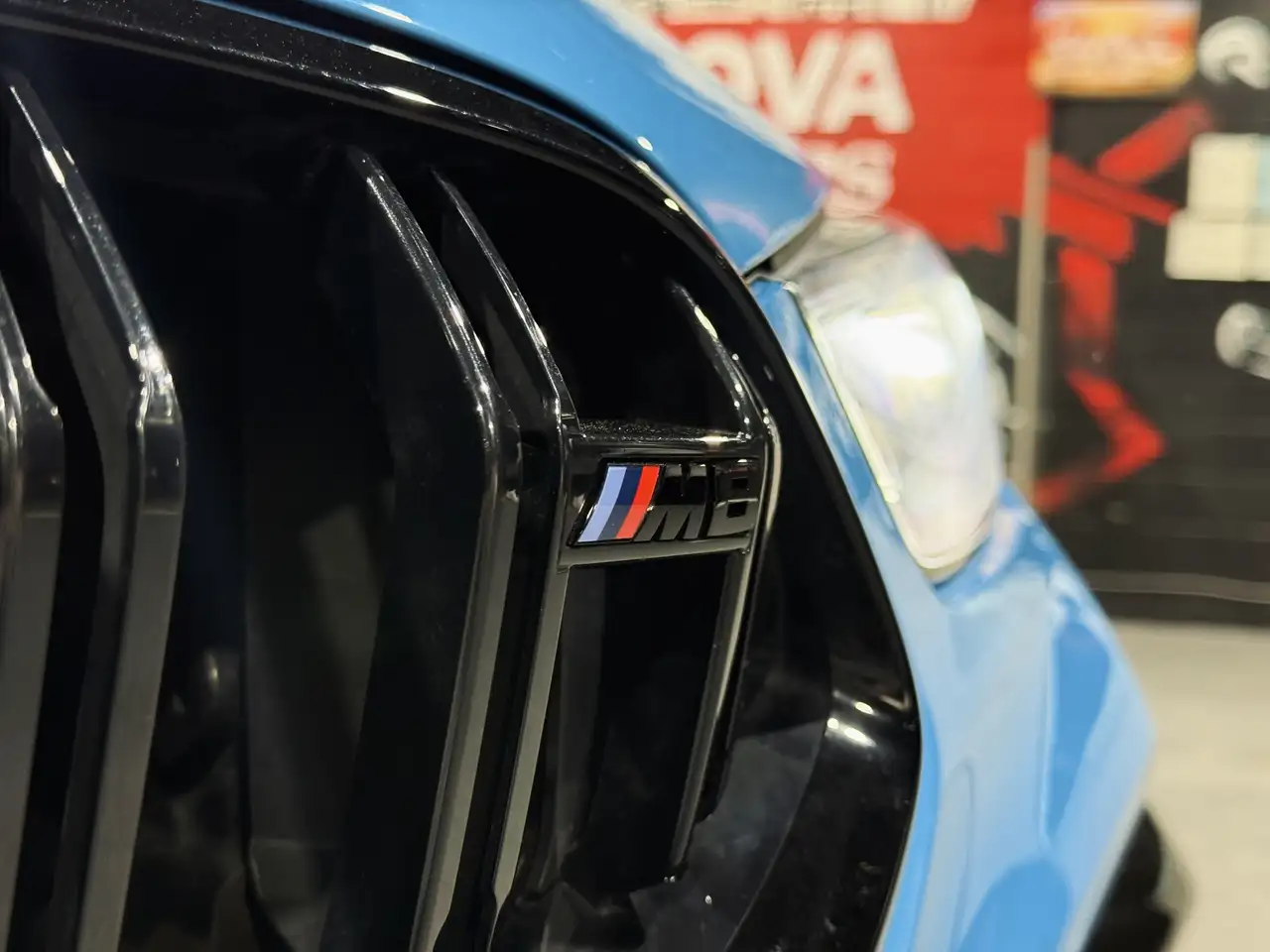 BMW M8 снимка BMW M8