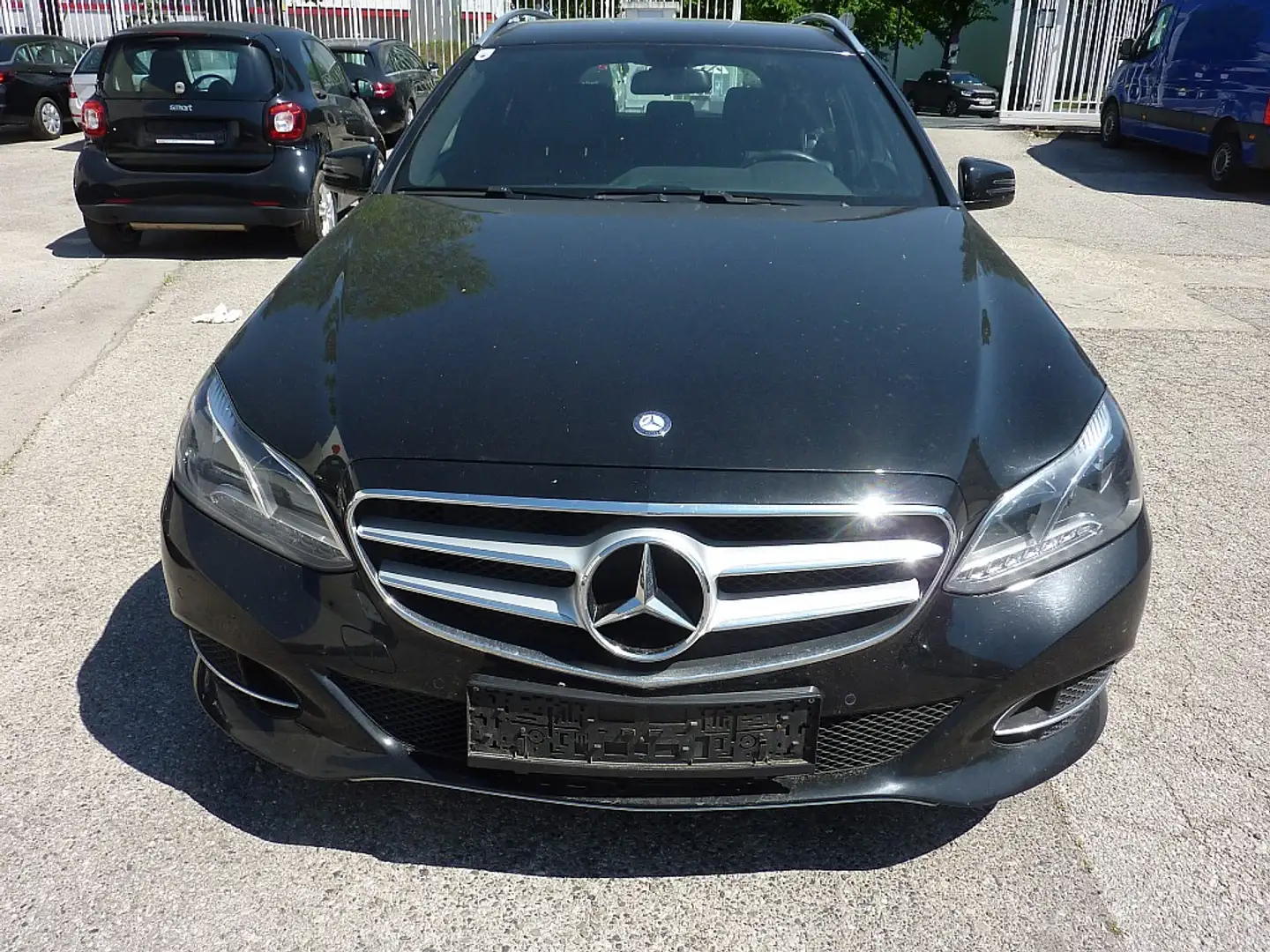 Mercedes-Benz E 200 T BlueTEC Avantgarde Schwarz - 2