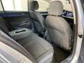 Volkswagen Golf VIII Life +LED +NAVI +SZH +AmbientBel Plateado - thumbnail 25