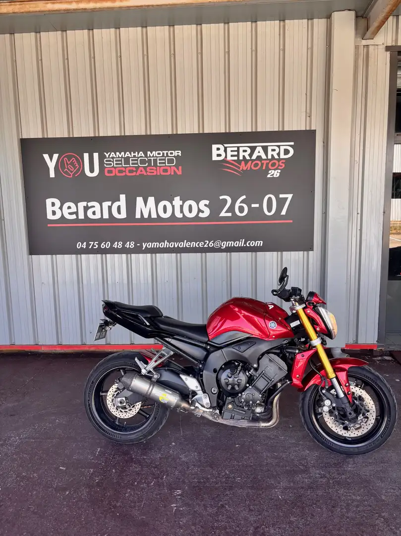 Yamaha FZ-10 Rood - 1