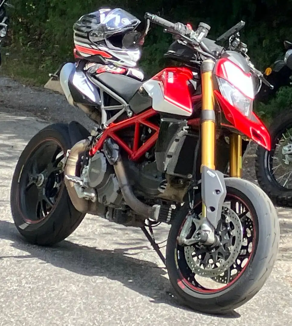 Ducati Hypermotard 950 SP crvena - 2