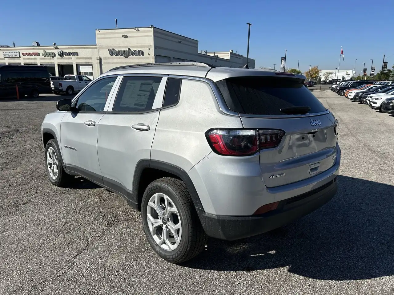 Jeep Compass снимка Jeep Compass