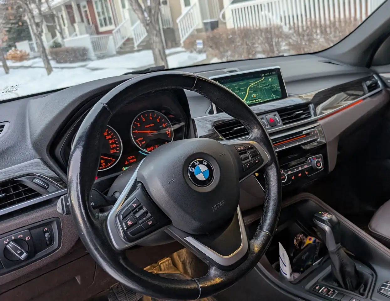 BMW X1 снимка BMW X1