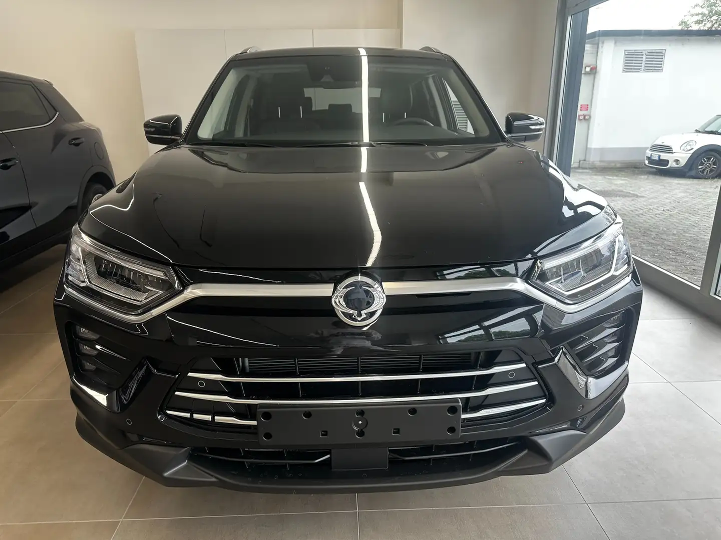 KGM Korando 1.6 ICON 136 CV 2WD DIESEL Černá - 2