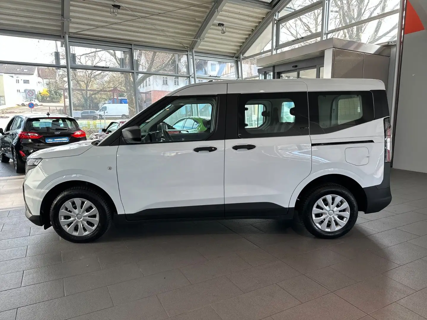 Ford Tourneo Courier Trend #SYNC4 #PARKPILOT #DAB Blanc - 2