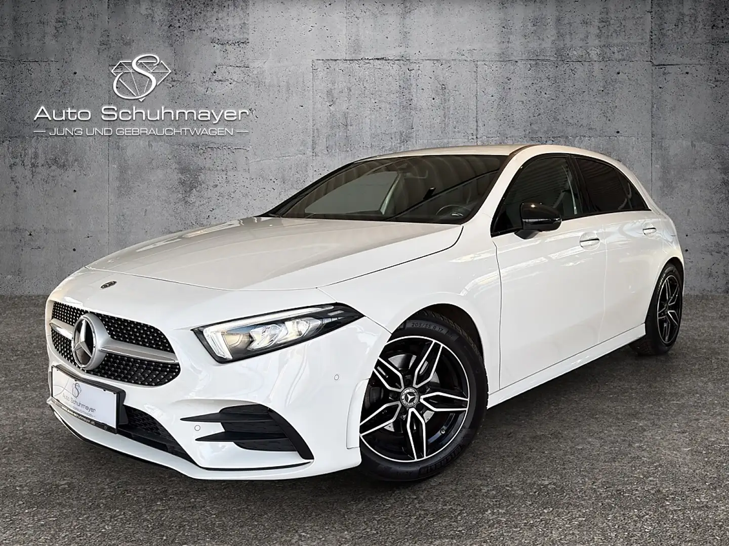 Mercedes-Benz A 180 AMG Line Night Paket Aut. Blanc - 1