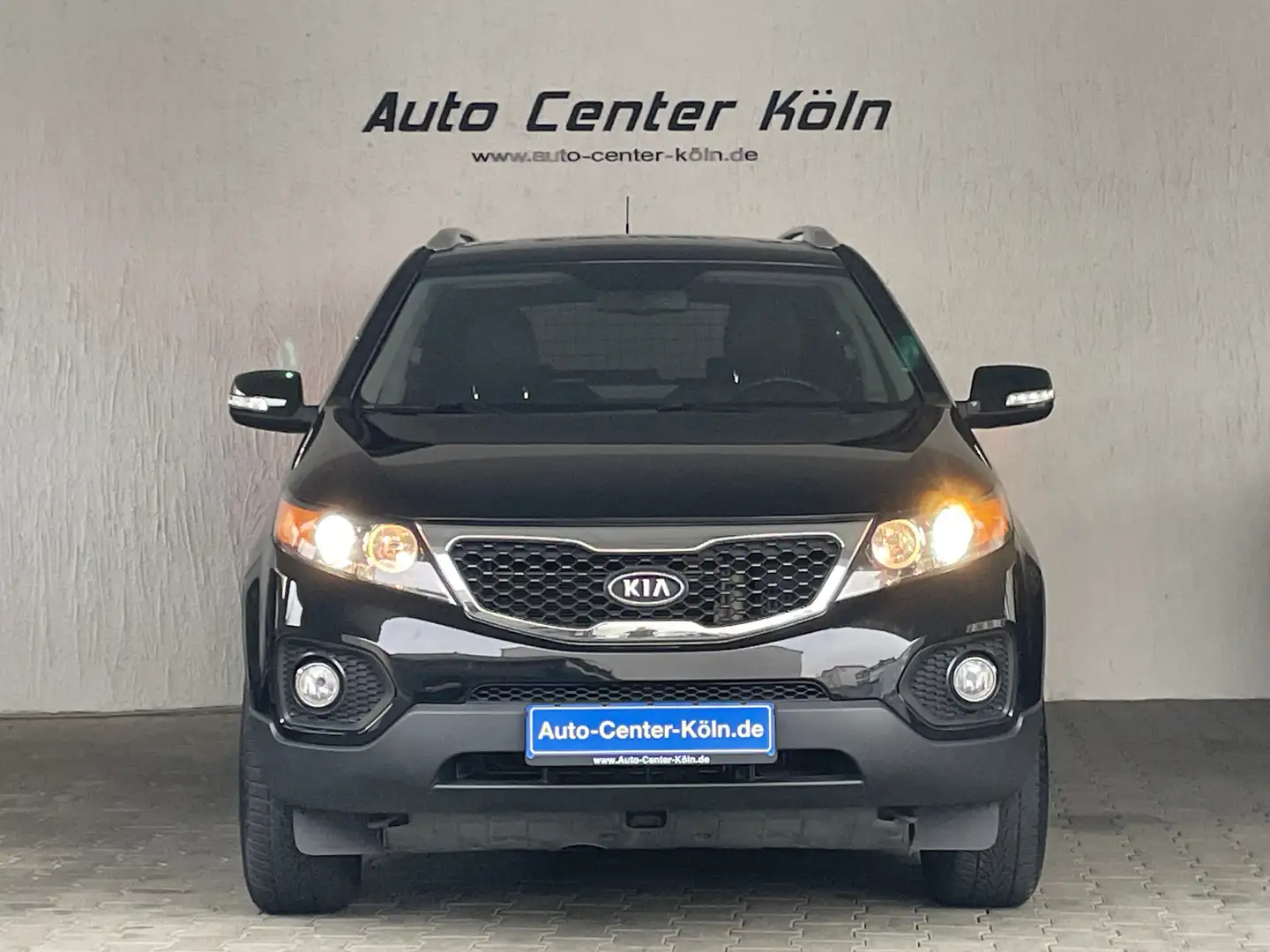 Kia Sorento 2,2 CRDI Attract 2WD Schwarz - 2