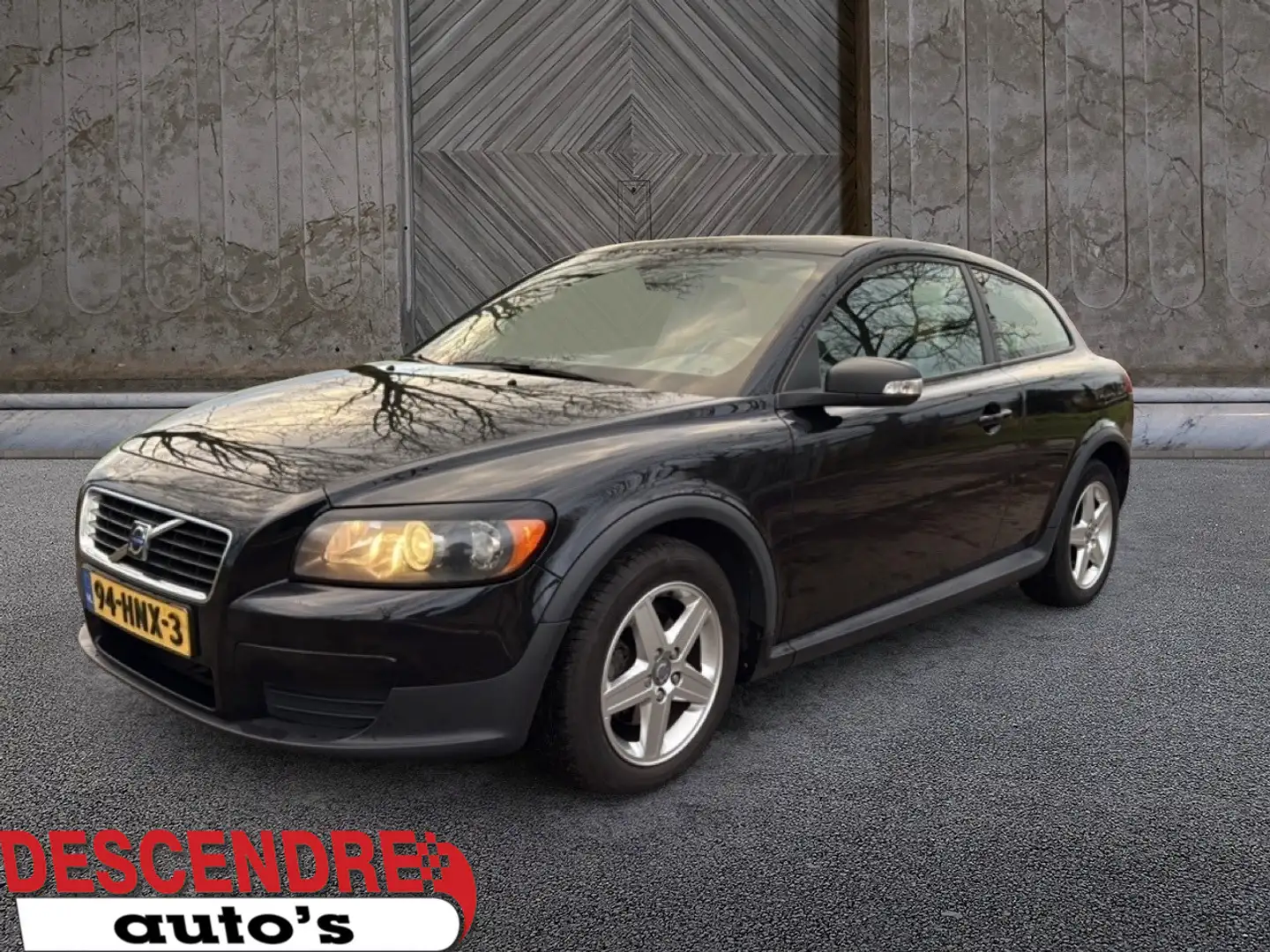 Volvo C30 1.6 Advantage, nieuwe dis.riem Noir - 1