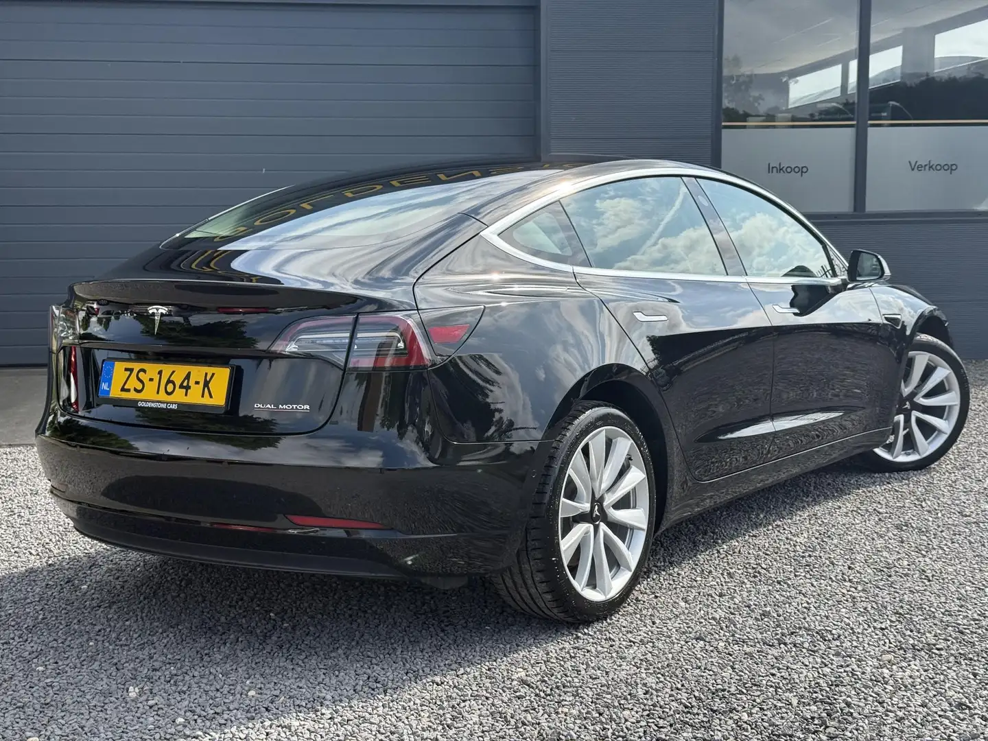 Tesla Model 3 Long Range AWD 75 kWh 1e Eigenaar,Autopilot,Panoda Zwart - 2