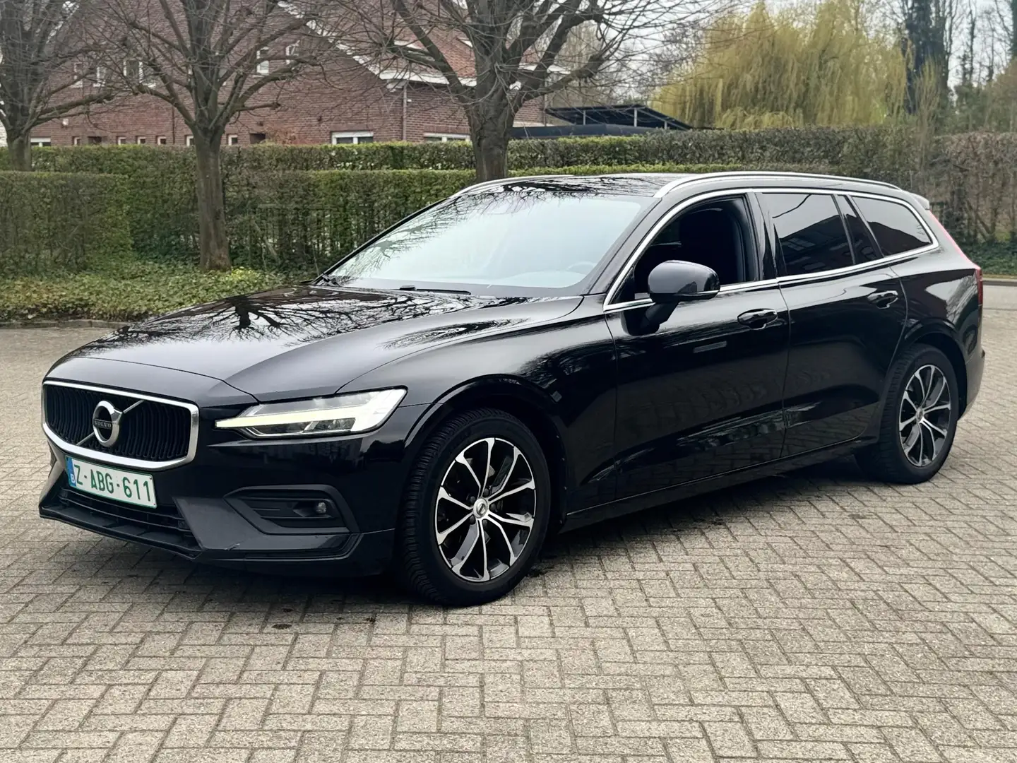 Volvo V60 V60 2.0 B4 Inscription Geartronic Negro - 2