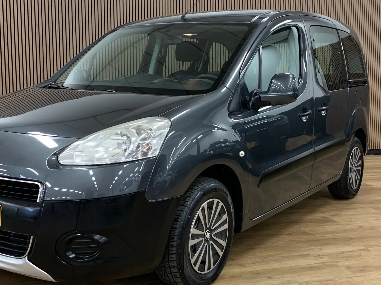 Peugeot Partner Tepee 1.6 VTi Access|Airco|Schuifdeuren| Grigio - 2