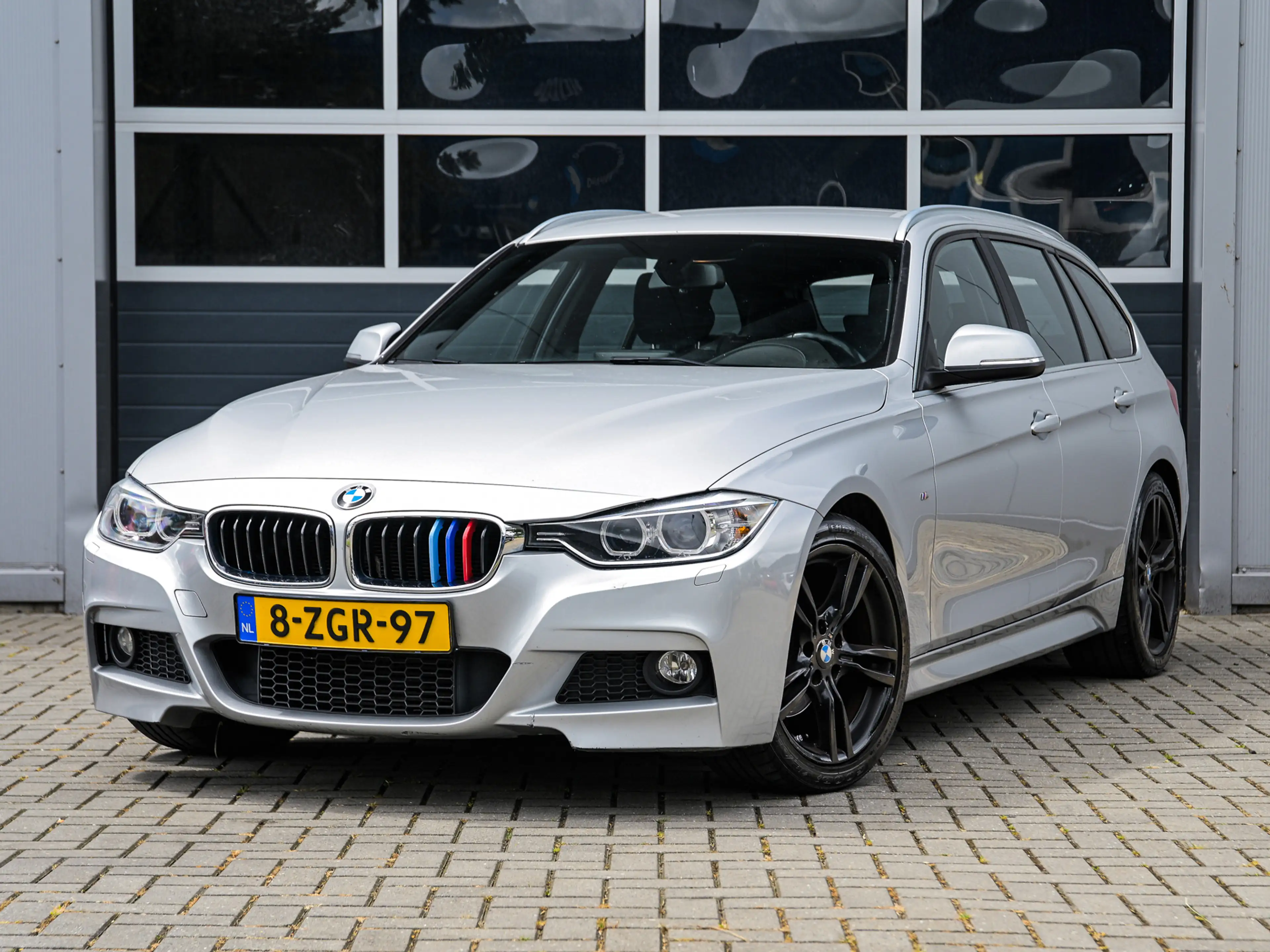 BMW 316 3-serie Touring 316i Executive | M-pakket | Xenon