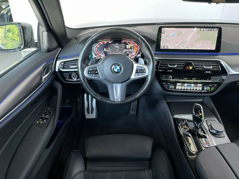 BMW 530 d xDrive M Sport *ACC*HuD*StdH*AHK*H&K*Leder* — photo 5