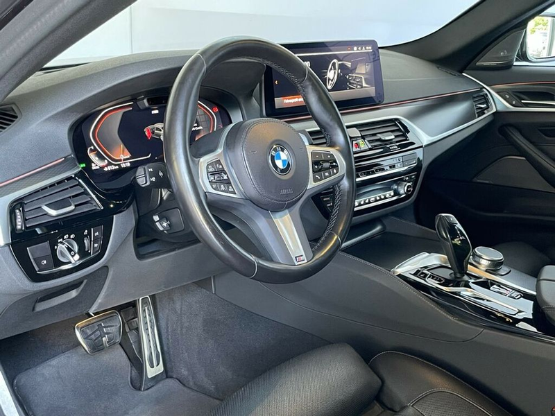 BMW 530 d xDrive M Sport *ACC*HuD*StdH*AHK*H&K*Leder* — photo 8