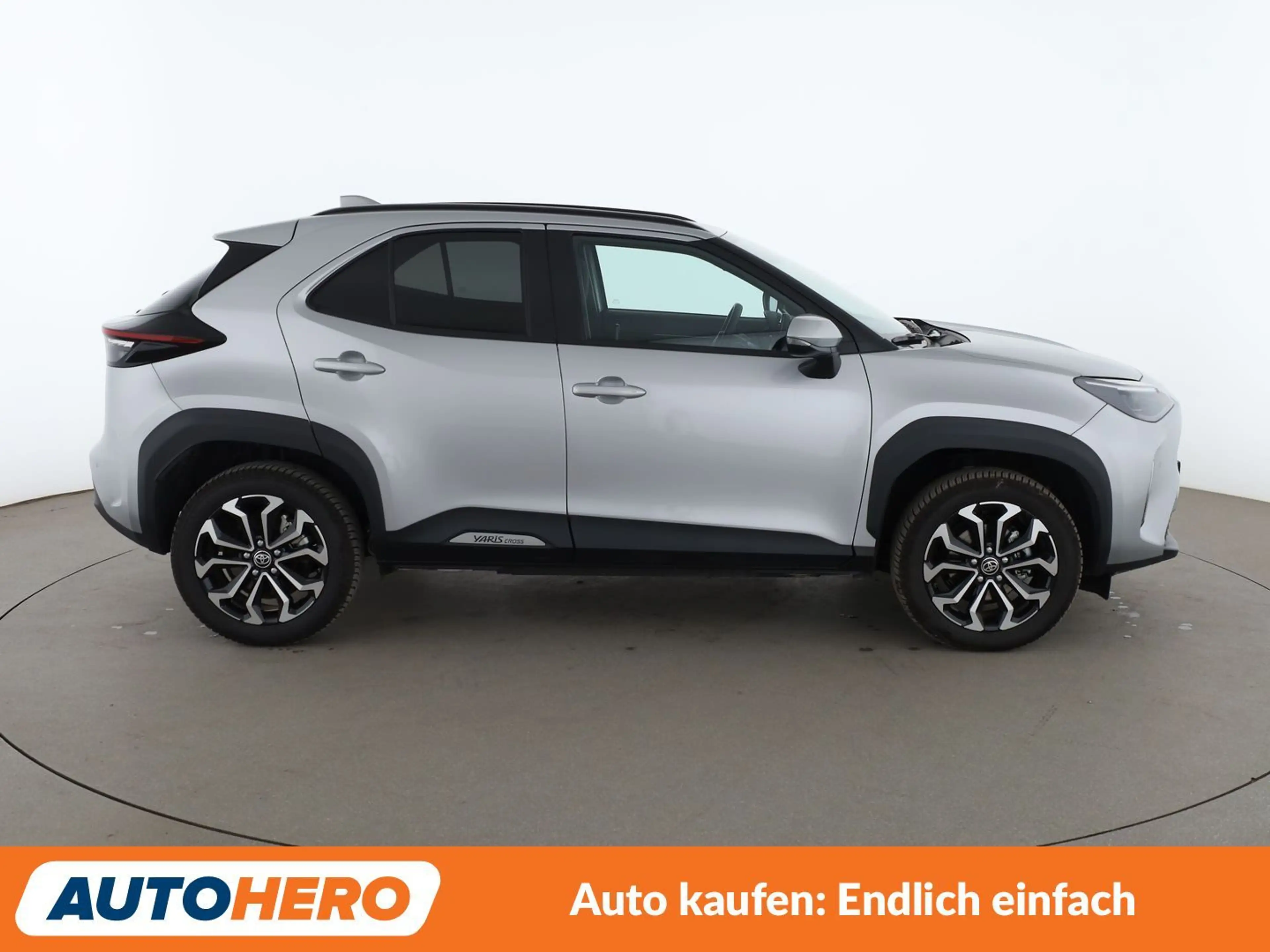 Toyota Yaris Cross 1.5 Hybrid FWD Teamplayer Aut.*NAVI*LED*ACC*PDC* — photo 7