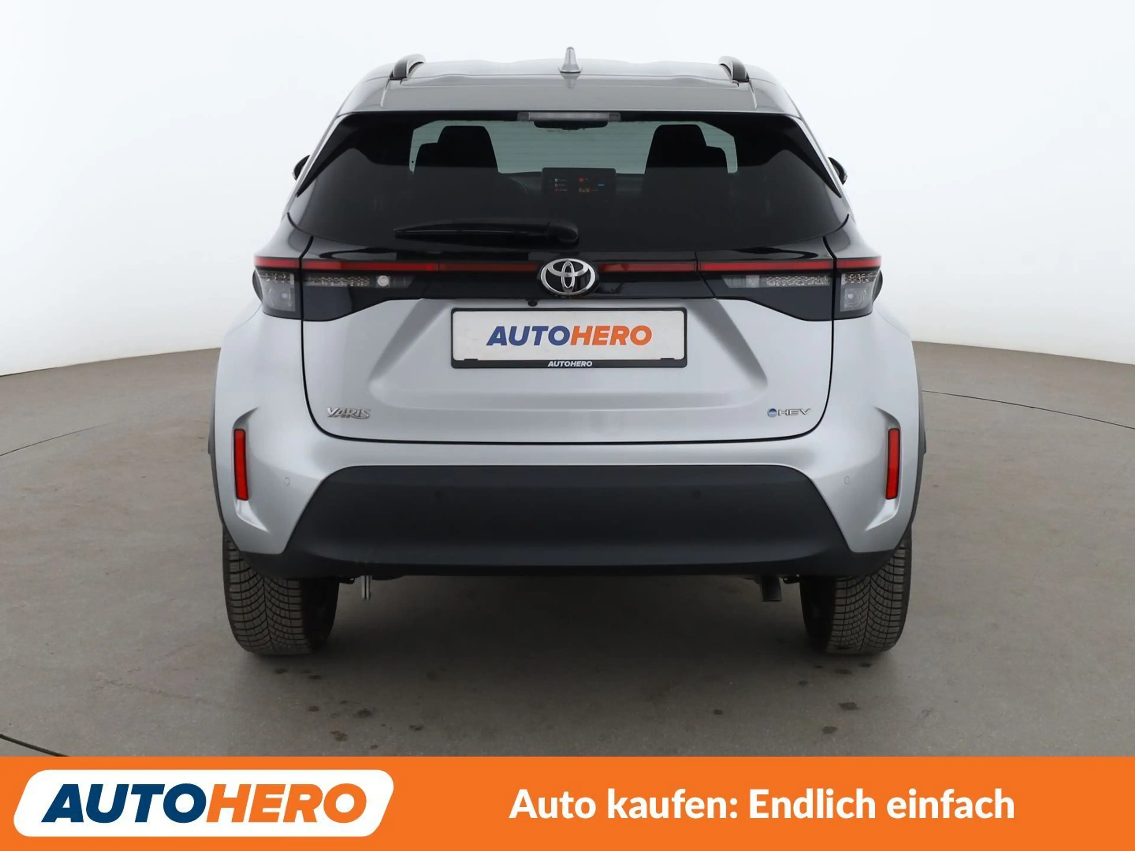 Toyota Yaris Cross 1.5 Hybrid FWD Teamplayer Aut.*NAVI*LED*ACC*PDC* — photo 5