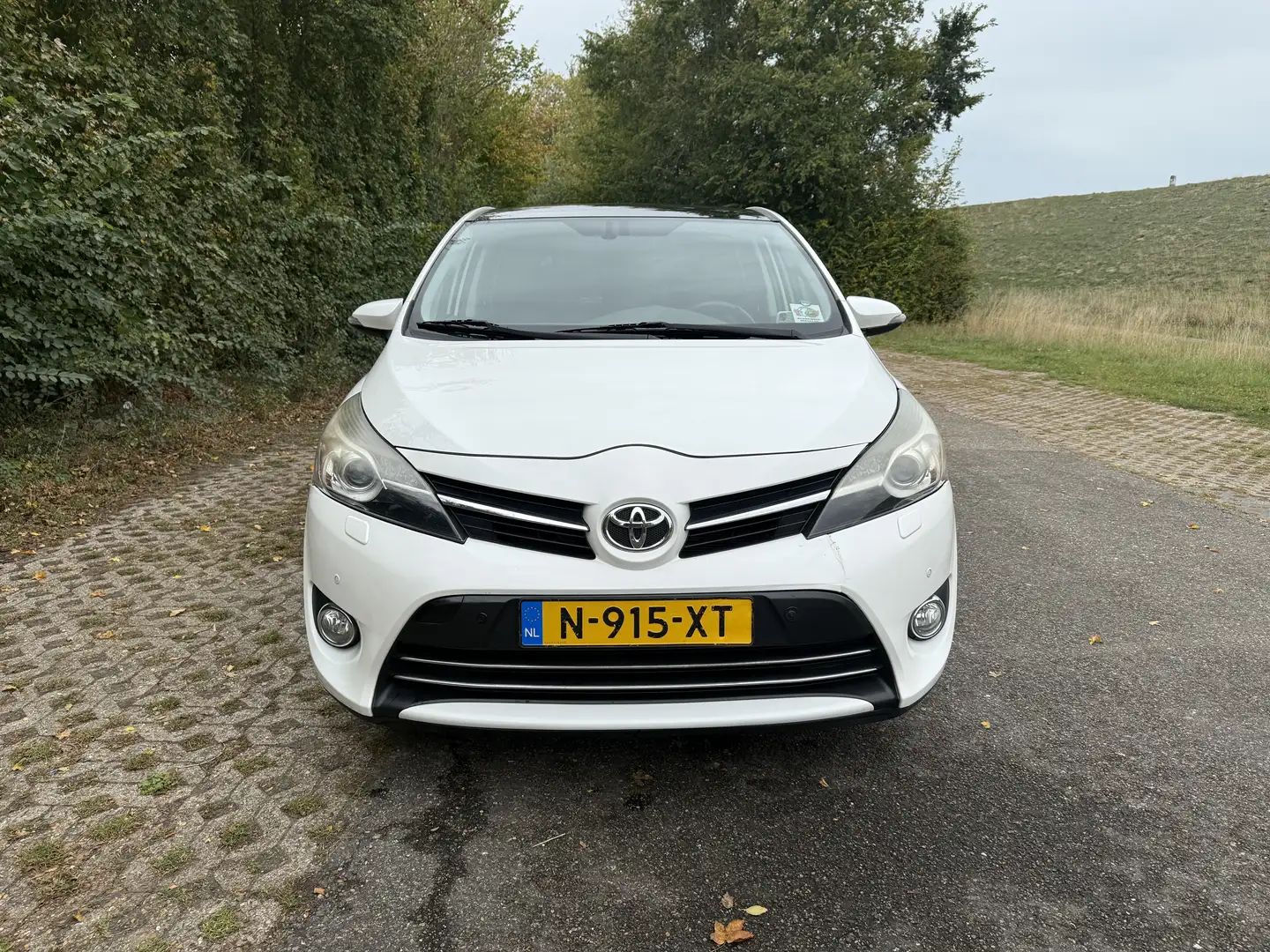 Toyota Verso 1.8 VVT-i Dyn.Bns 7p Wit - 2